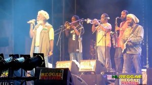 BURNING SPEAR "Rocking Time" Garance Reggae Festival 2011
