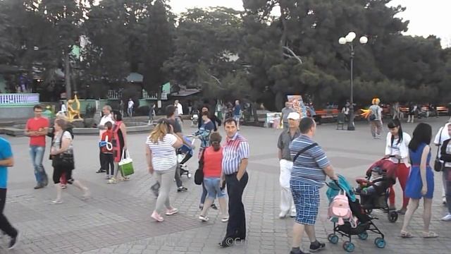 16.06.2017. Крым. Алушта сегодня вечером - набережная, море смотреть онлайн