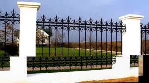 Кованые и Сварные заборы - 15 примеров