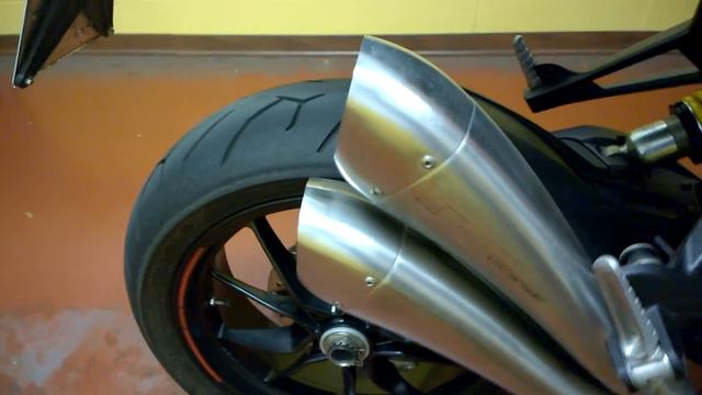 ducati monster 1100 evo hp corse hydroform смотреть онлайн