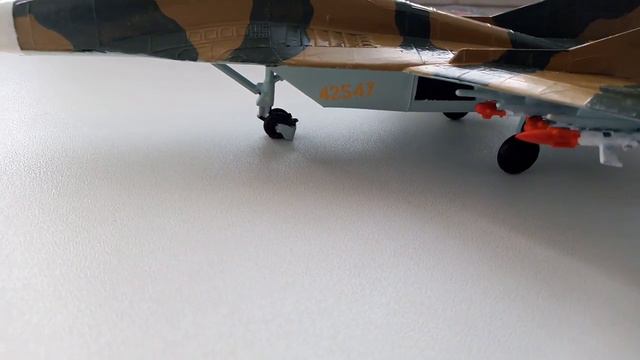 Обзор модели самолёта Миг 29 тип 9.13 1/72 от фирмы Звезда. смотреть онлайн