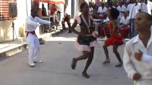 Танцы в Сантьяго-де-Куба.