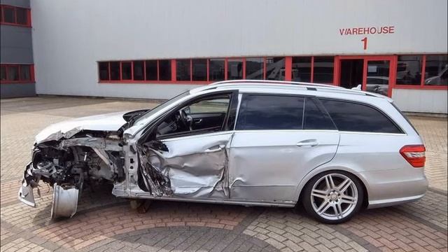 741113 MERCEDES E250 CDI AUT 7G-TRONIC 204HP AMG SPORT/STYLING AVANTGARDE 03-12 34211M SILVER RHD смотреть онлайн