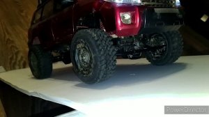Очень скользкий и крутой подъем Toyota Land Cruiser 200, Mercedes Benz G500 1/12