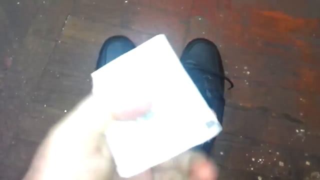 Воняют носки, Смотри сюда. смотреть онлайн