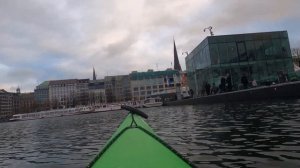 Kayaking in 2°C cold, Hamburg, Germany, Alster, Binnenalster, with Bach 528!