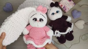 Зайка в платье крючком из плюшевой пряжи. Зайки - Зефирки.