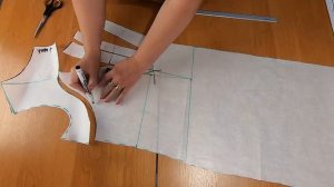 Платье на кокетке. Моделирование и раскрой платья большого размера.mp4