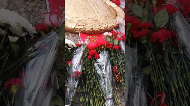 День победы в Астане у вечного огня смотреть онлайн