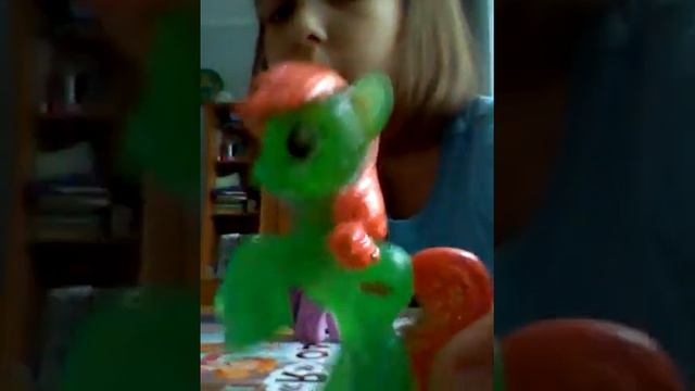 Пони Peachy Sweet смотреть онлайн