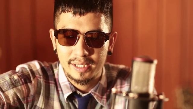 25 hours - "เที่ยงคืนสิบห้านาที" Live From Studio смотреть онлайн