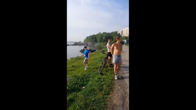 Экскурсия по набережной озера Исетского #КлубЛюдиВетер #СреднеуральскСердцеУрала