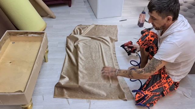 Красивая банкетка в каретной стяжке своими руками. Делаем банкетку. Банкетка в каретной стяжке