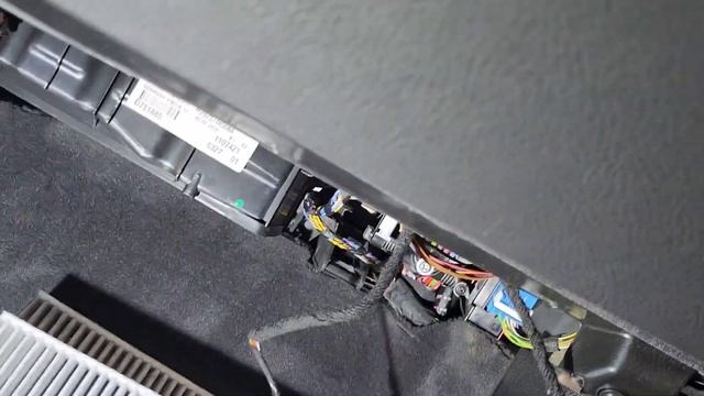 BMW 7 SERIES 750 Li F01 F02 CABIN POLLEN CARBON AIR HVAC AC FILTER HOW TO REPLACEME SERVICE CHANGE смотреть онлайн