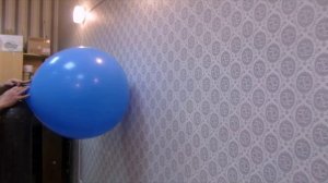 Надувание гелием метрового воздушного шара