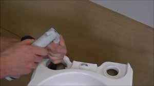 Как снять и установить электронасос биотуалета Porta Potti 565 (Excellence)