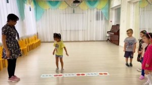 Музыкально-ритмическая игра «Два притопа, три прихлопа»