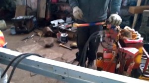 Удлинение Газели. Клепаем простейшим приспособлением без нагрева заклепок.