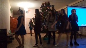 Новогодняя сценка 9 класса