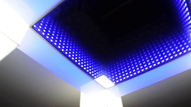 Светильник с зеркалом бесконечности смотреть онлайн