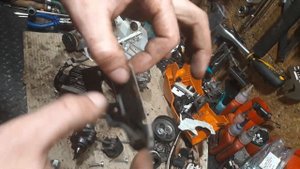 Бензопилка STIHL МS180 - зовсім нова або робота на чистому бензині