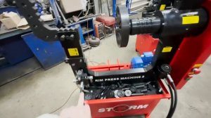 Обзор если нужен дископрав  Стенды для правки дисков СТОРМ 1 2 3 4 Прокатка железа + токарная группа