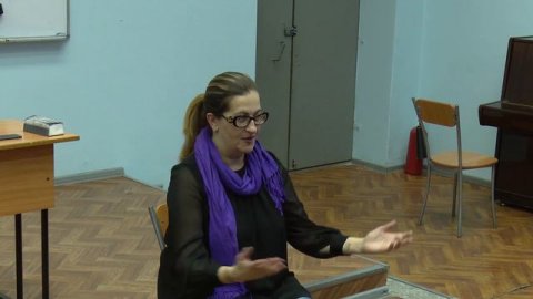 Радиоведущая Алиса Шер