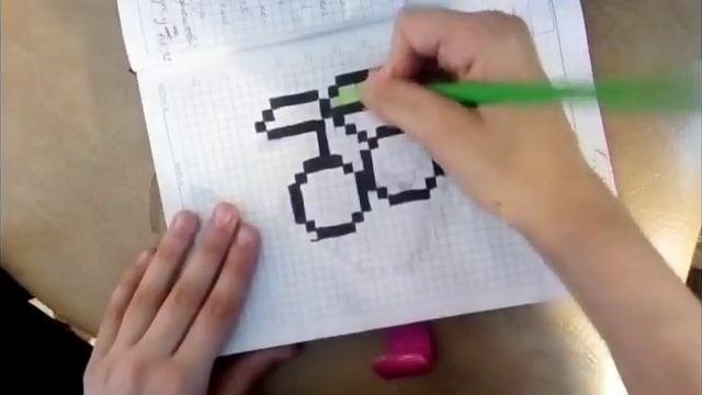 Как нарисовать вишню по клеточкам? | рисуем вместе