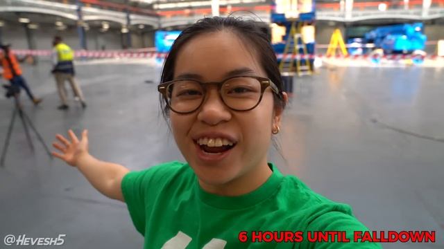 WORLD RECORD Kapla Tower Collapse (*BREATHTAKING*) смотреть онлайн