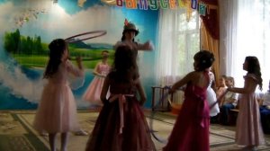 танец с Мэри Поппин в детском саду