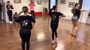 Tanya Yvonne Salsa Workshop at Divas 22