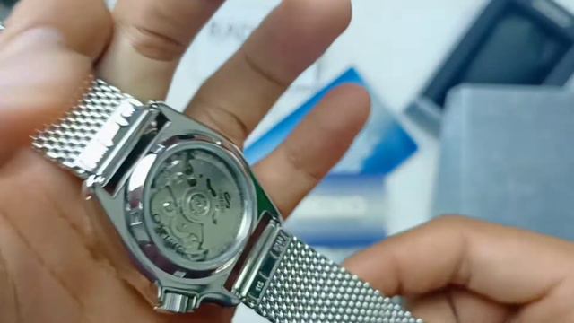 Seiko 5 Sports Suits Style смотреть онлайн