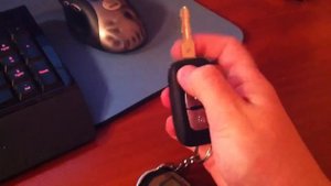 Выкидной ключ для Logan