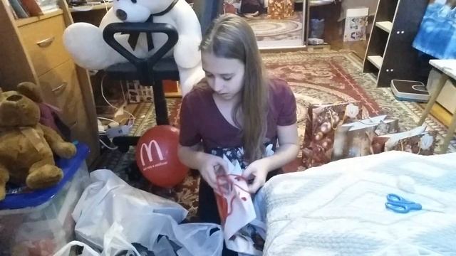 Подарки на новый год учителям и взрослым смотреть онлайн