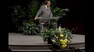 Лестер Самралл — Притча о десяти девах. Проповедь 2024 (начало с 35 сек)