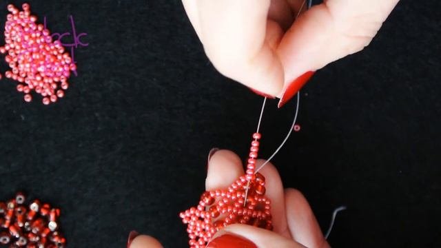 Колье из бисера и бусин! Necklace Of Beads And Beads!