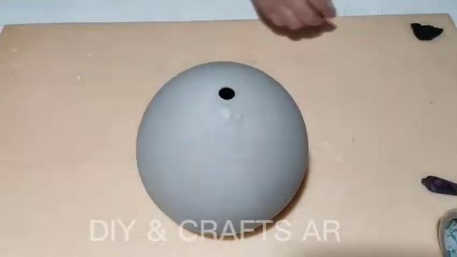 Как сделать Большое яйцо Киндер сюрприз копилку // How to make Big egg Kinder surprise coin bank . смотреть онлайн