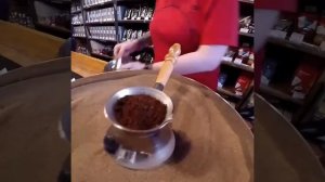 Варим кофе на песке.