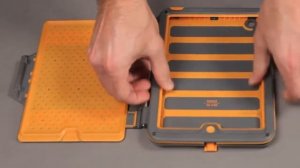 Как одеть и снять чехол для айпад мини  ProGear Vault