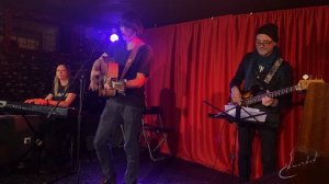 Связи. Максим Ермачков