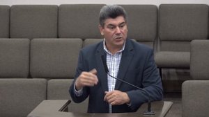 "Я хочу жить спокойно" - "Мыслим о Боге" Пример из проповеди - Виктор Радион - Церковь "Путь Истины