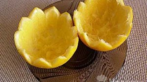 Салат в апельсиновых корзиночках