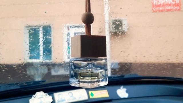 Автомобильный ароматизатор который держится долго. Когда новая пахучка???