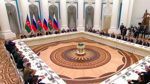 БАМ, "Транссиб" и коридор Север - Юг в центре внимания президентов России и Азербайджана