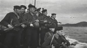 «Что было — не важно, а важен лишь взорванный форт». Чёрные бушлаты. В.Высоцкий.