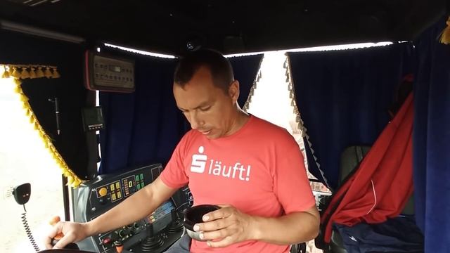 Рабочий день на Мтз 3522 Сев рапса! смотреть онлайн