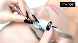 Снятие наращенных ресниц кремовым ремувером