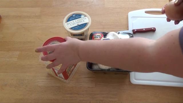 РЕЦЕПТЫ Закусок: Канапе с красной рыбой и Фаршированные грибы смотреть онлайн