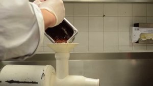 Bean to Bar: How to make a chocolate bar