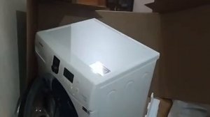 Распаковка — Стиральная машина Samsung WF60F1R2G0WDBY